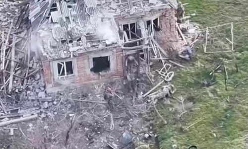 Video shows 4 captive Ukrainian troops killed by men identified as Russian forces