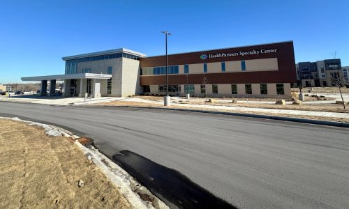 HealthPartners opens new specialty center in Woodbury