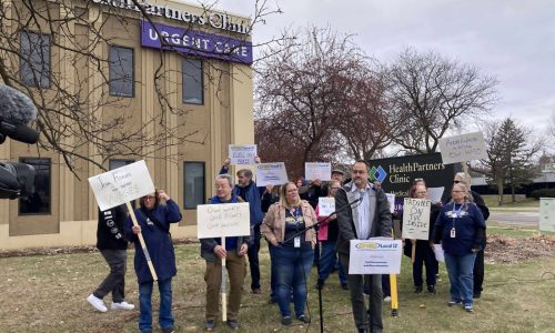 HealthPartners clerical workers ready to strike as negotiations stall