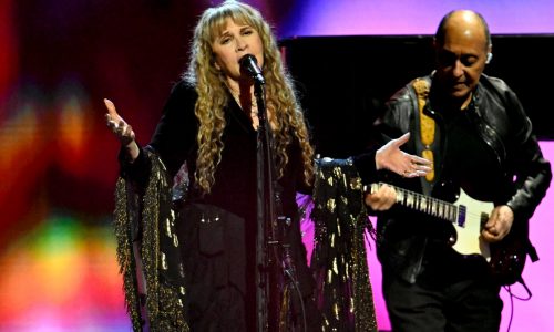 Stevie Nicks to twirl her way to Xcel Energy Center in August