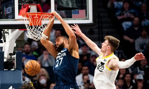 Timberwolves beat Utah, lock up playoff matchup with Lakers
