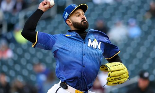 Twins rout Angels in Pablo López’s return to mound