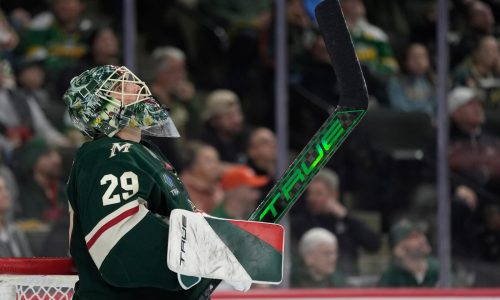 Career winding down, Wild goalie Marc-Andre Fleury feels the love