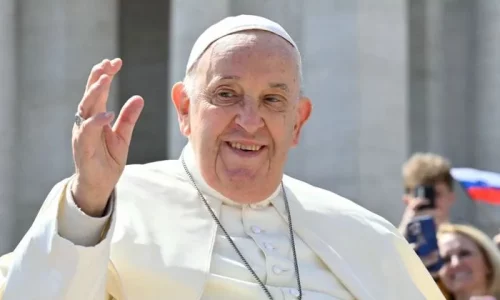 Trump Orders Flags at Half-Staff In Honor of Pope Francis as World Mourns
