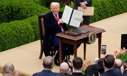Trump Tells Americans to ‘Hang Tough’ Amid Tariff Turbulence, Promises ‘Historic’ Outcome