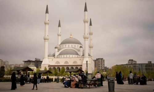 Buildings shaken and more than 150 people injured as earthquake measuring 6.2 hits Istanbul