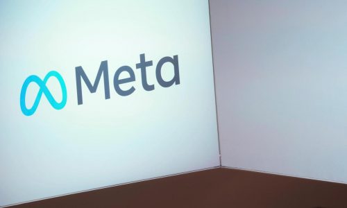 Meta faces historic antitrust trial that could force it to break off Instagram, WhatsApp
