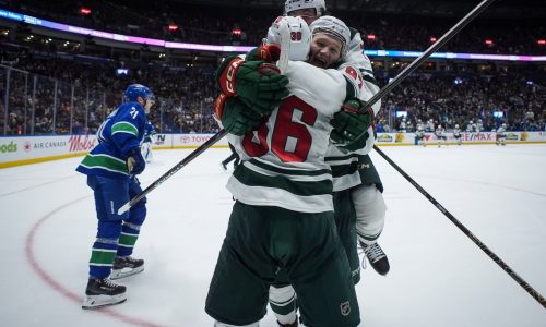 Cornered Wild come out fighting, get two points closer to clinching
