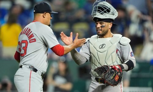 MLB notes: Red Sox appear to have struck gold with Carlos Narvaez