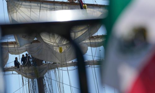 Crew members of tall ship that collided with Brooklyn Bridge return home to Mexico