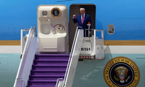 Lucas: He’s not the pope, but Trump loves pomp