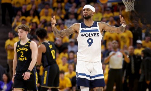 Timberwolves aim to maintain urgency with chance to close out Curry-less Warriors