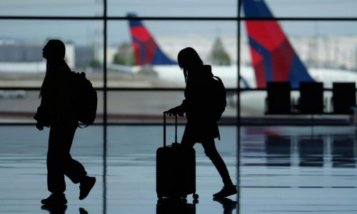 Despite economic concerns, Americans are set on getting away for Memorial Day weekend