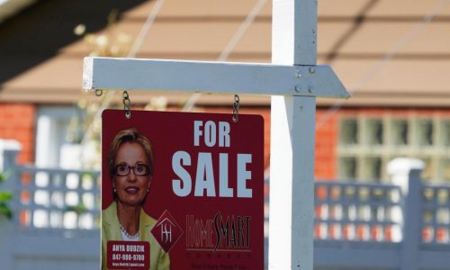 Average rate on a US 30-year mortgage rises to 6.89%, its highest level since early February