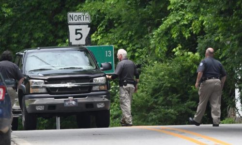 Bloodhounds hunting ‘Devil in the Ozarks’ fugitive are seen as key part of manhunt