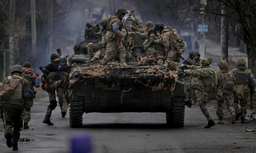 Ukrainian official says major prisoner swap with Russia is underway