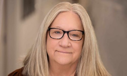 Business People: Longtime NAMI Minnesota executive director to retire