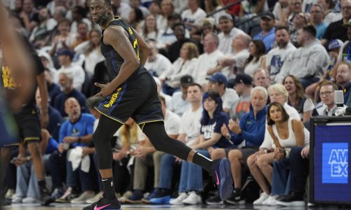 Timberwolves dreadful in Game 1 loss to Curry-less Warriors