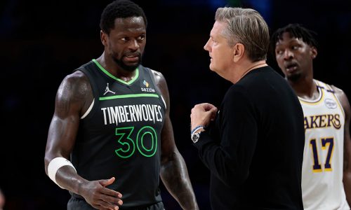 With Julius Randle, Timberwolves coach Chris Finch presses right buttons