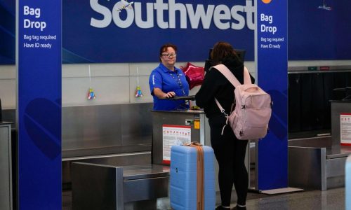 Final boarding call for free bags at Southwest as airline abandons a cherished perk