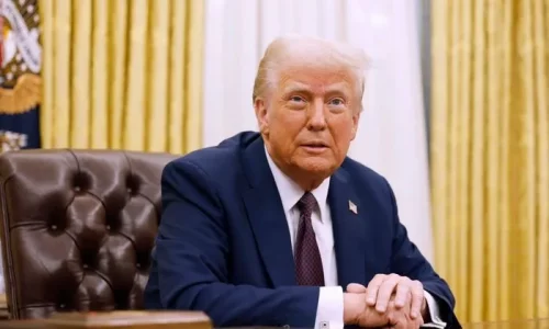 Trump to Call Putin and Zelenskyy Monday in Bid to End Ukraine War