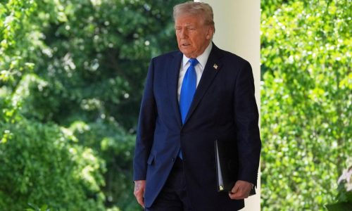 Judge bars deportations of Venezuelans from South Texas under 18th-century wartime law