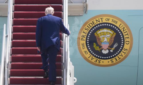 What is the Emoluments Clause? And how might it apply to Qatar giving Trump a plane?