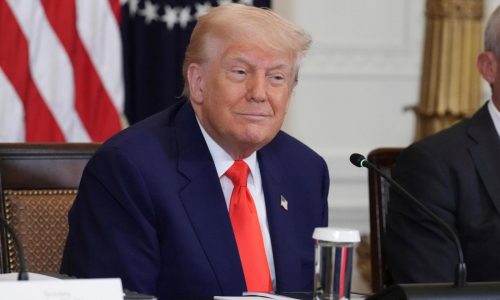 Trump threatens 50% tariffs on EU and 25% penalties on Apple as his trade war intensifies