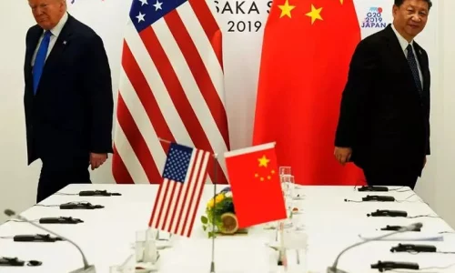 Trump: US Economy Heading in Right Direction, China Will Probably Eat Tariffs