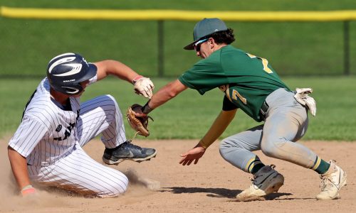 Somerset Berkley turns the tables on Dighton-Rehoboth, 8-3