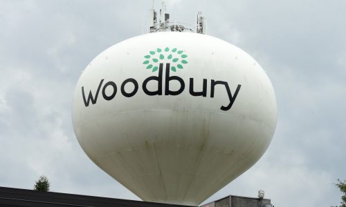 Woodbury names five finalists for city’s top post