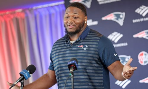Why Mike Vrabel called out the Patriots’ new defensive star in OTAs