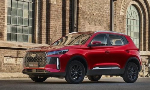 Australia May 2025: Tesla Model Y and Chery Tiggo 4 Pro shine in market off -1.6%