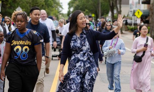 Editorial: Pols grab progressive clout by slamming ICE agents