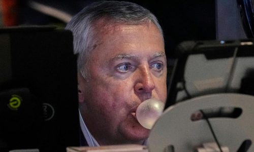 US stocks are stuck in limbo as Wall Street waits to hear what US-China trade talks will bear