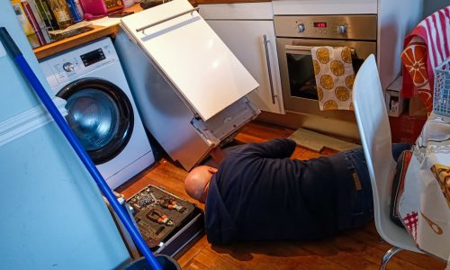 Asked on Reddit: Should I repair or replace my broken appliance?