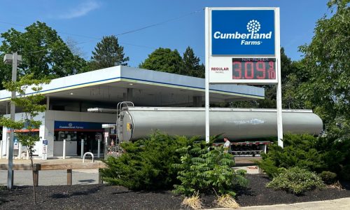 Massachusetts gas prices tick down ahead of busy July 4th holiday travel week