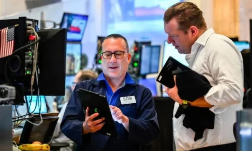 Market Review: Stocks Resume Gains on Improving Investor and Consumer Sentiment