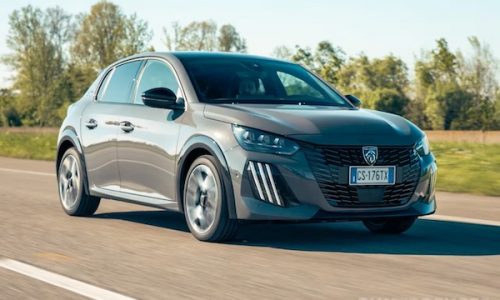 Italy May 2025: Jeep Avenger repeats at #2, Peugeot 208 up to record #3