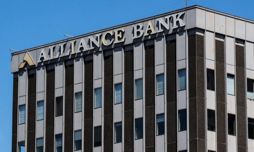 St. Paul Downtown Development Corp. seeks to acquire Alliance Bank Center