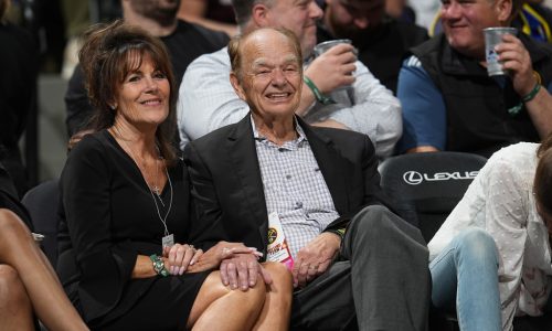 Timberwolves/Lynx ownership transfer near, Glen and Becky Taylor say goodbye