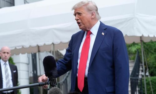 Judges consider whether Trump can use wartime act against Venezuelan gang Tren de Aragua