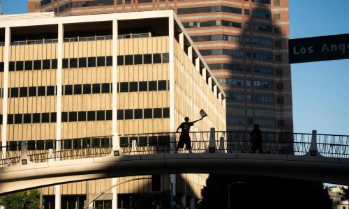 Family sues over US detention in what may be first challenge to courthouse arrests involving kids