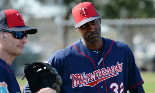 At 52, Twins analyst LaTroy Hawkins earns his college degree