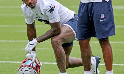 Patriots wide receiver Stefon Diggs breaks silence on boat incident