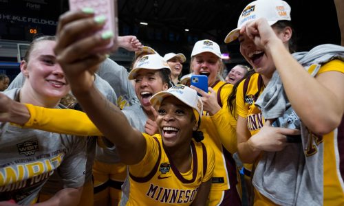 Gophers accept invitation to holiday tournament in Bahamas