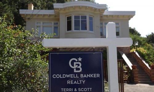 US home sales fall in June as prices soar to new heights