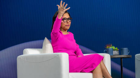 Musk’s X CEO steps down