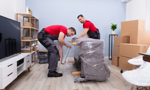 What you should know when hiring movers
