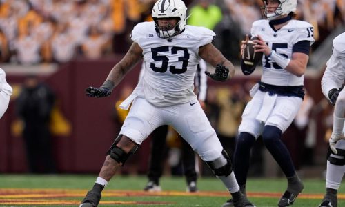 Trump signs executive order seeking to clarify college athletes’ employment status